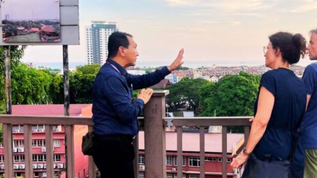 Tourist Guide Melaka Teh Tiong Lay 04